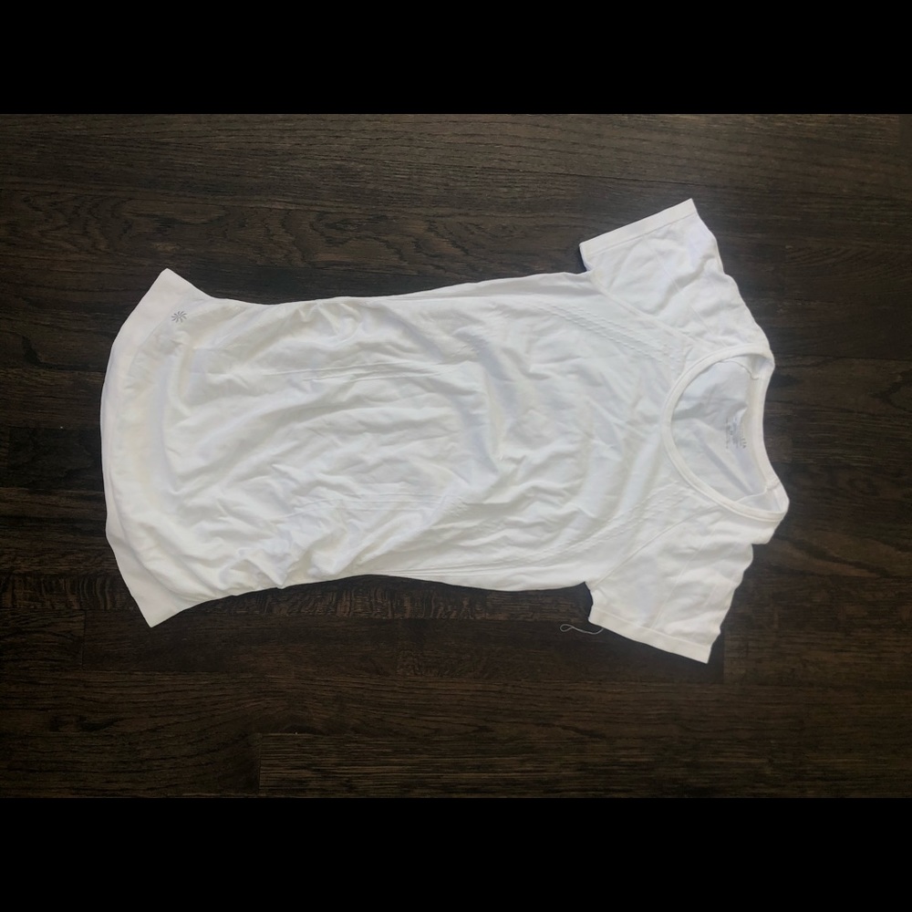 Athleta scrunch top